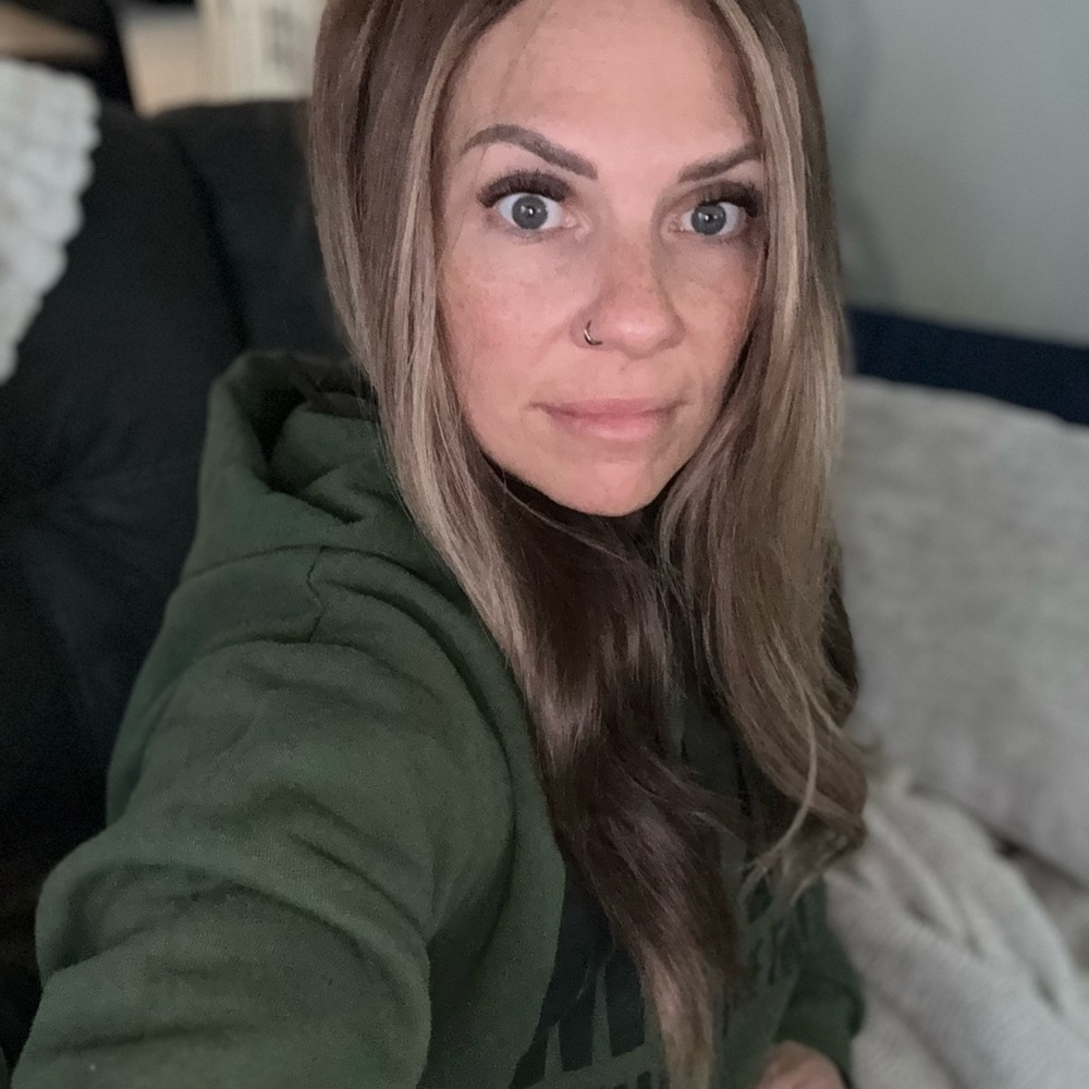 Chelsey Smith Crowns Rubie wig petite